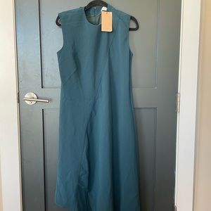 NWT- M.M. LAFLEUR dress